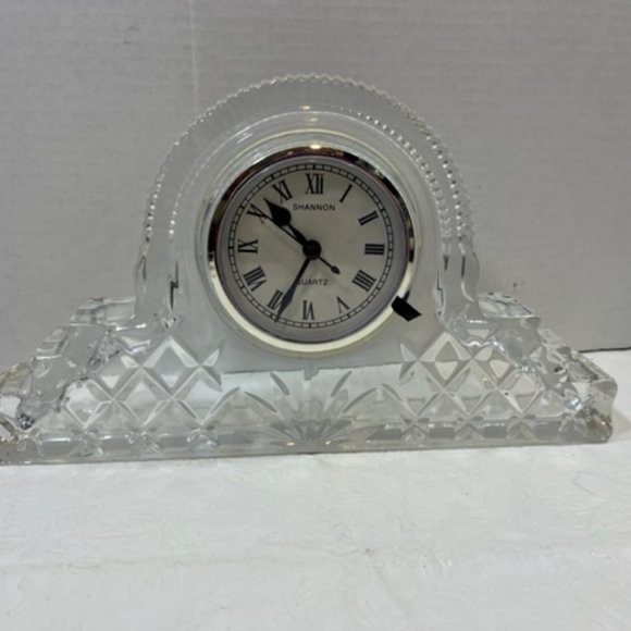 Shannon Lead Crystal Mantle CLOCK Hand Crafted Designs of Ireland Quartz 11.5x7" - Picture 3 of 11